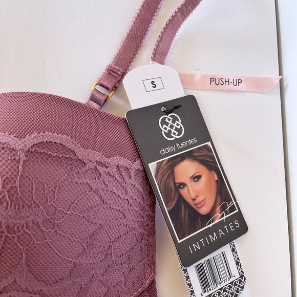 Daisy Fuentes Pink and Purple Lace Bra with Adjustable Straps - Picture 3 of 6